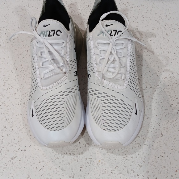 Almost New Nike Air Max 270 White Sneakers - Picture 2 of 6